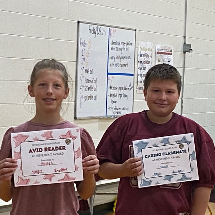 Elementary awards for September! Great job Students 👍